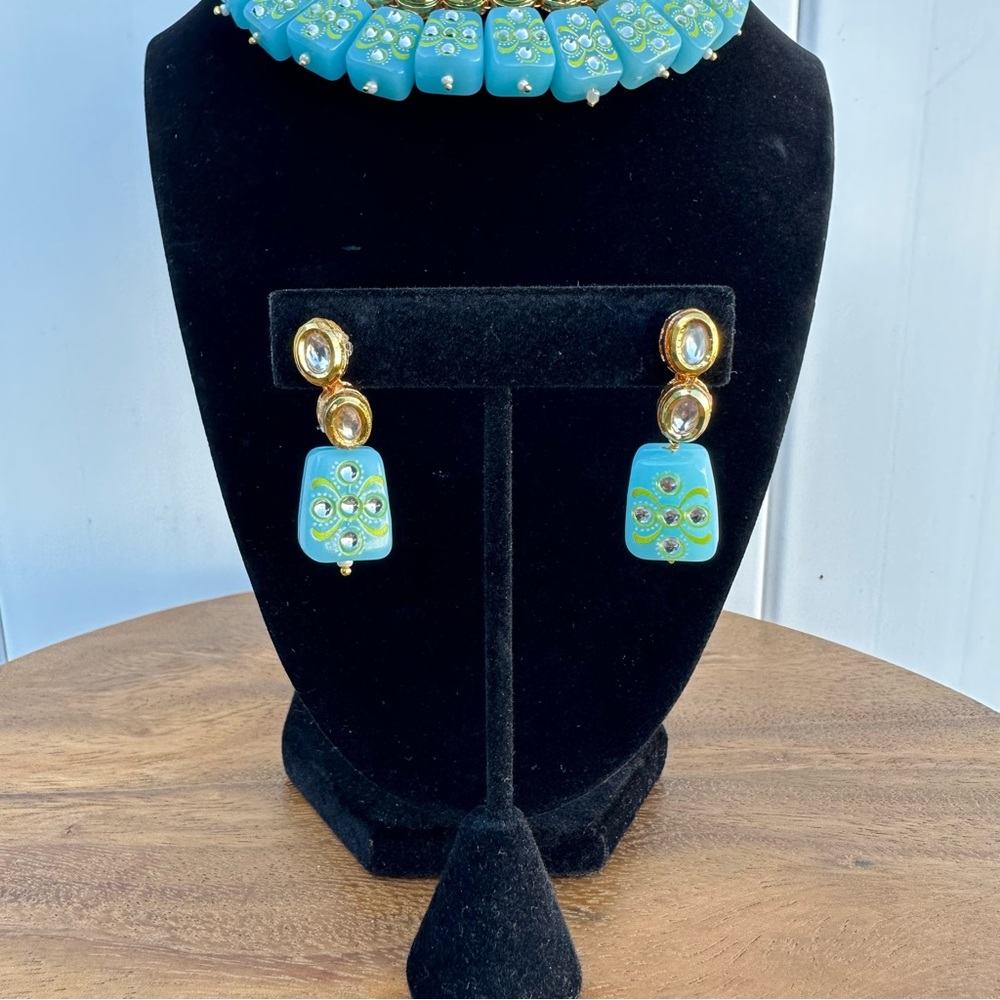 Kundan Blue Beaded Choker Necklace Set | Indian Floral Statement Jewelry - Picture 9 of 11
